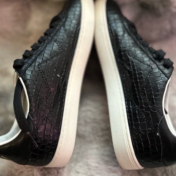 Stuart Weitzman Black Croc-Embossed Sneakers - Picture 4 of 6